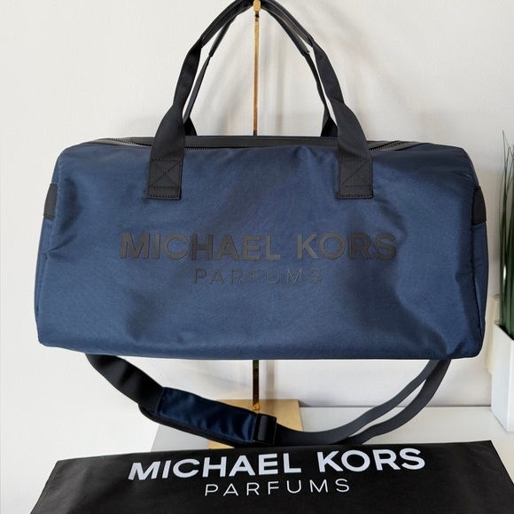 New Michael Kors Duffle Bag Gym Travel Blue 18*9 - Picture 2 of 12